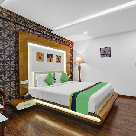 Treebo Trend The White Tree Hope Farm Junction Hotel Bangalore Exterior foto